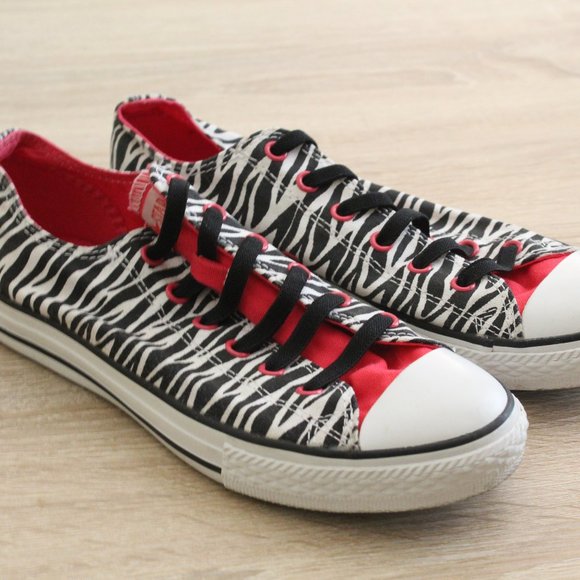 ZEBRA PRINT SLIP ON CONVERSE SHOES - Picture 2 of 6